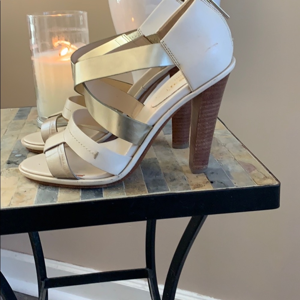 Coach heels . Metallic and leather cream cut out